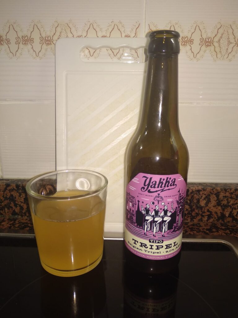 Cerveza Tripel de Cervezas Yakka
