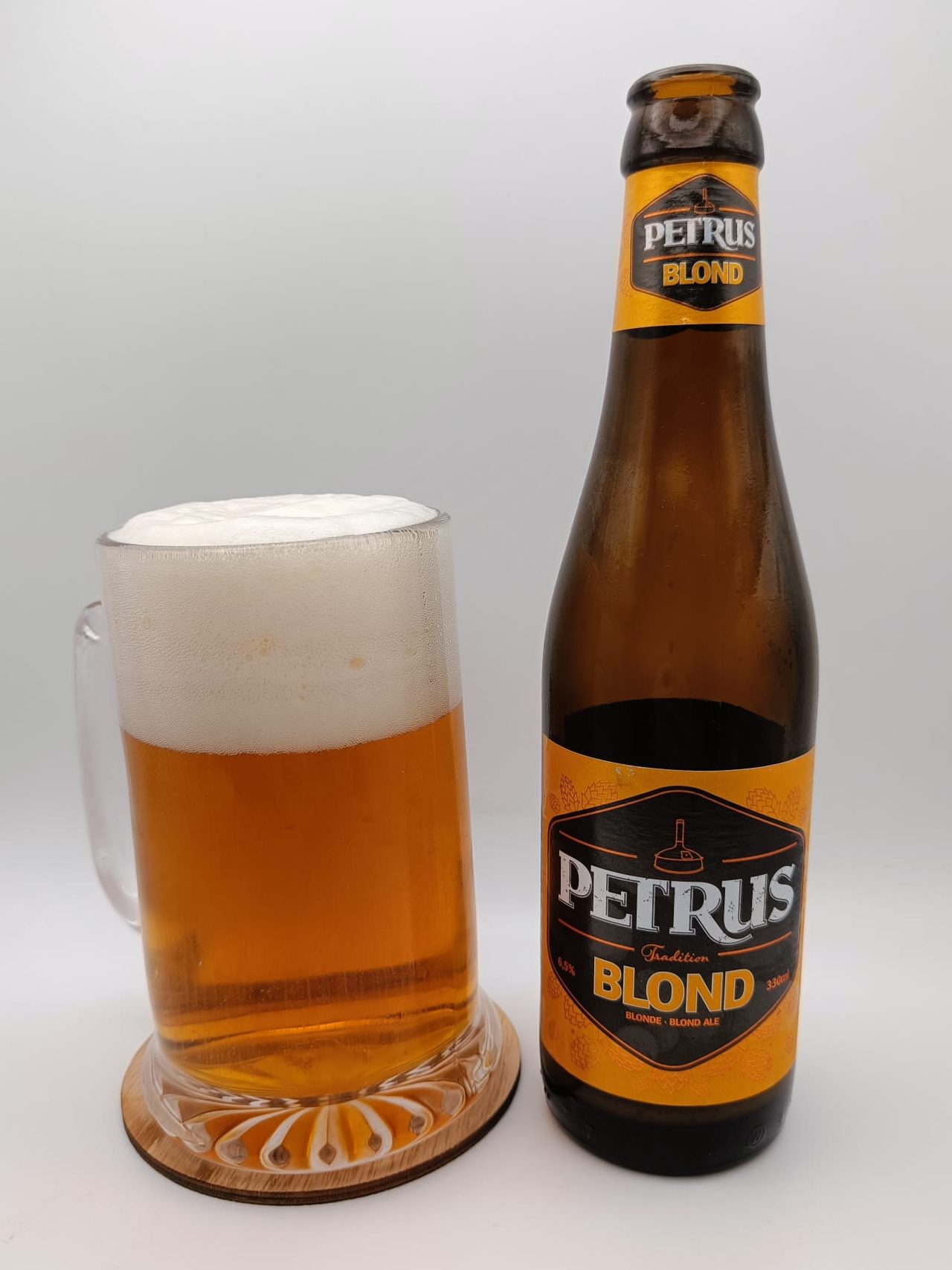 Cerveza Blond de Petrus
