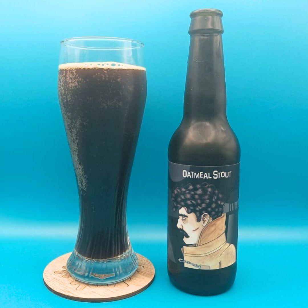 Imagen de la cerveza Cap Negret que muestra el producto servido