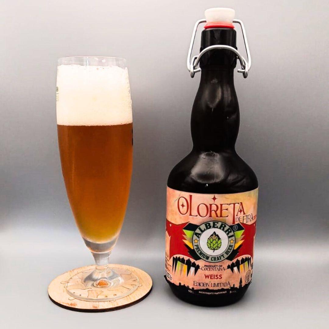 Imagen de la cerveza Oloreta de Fira que muestra el producto servido