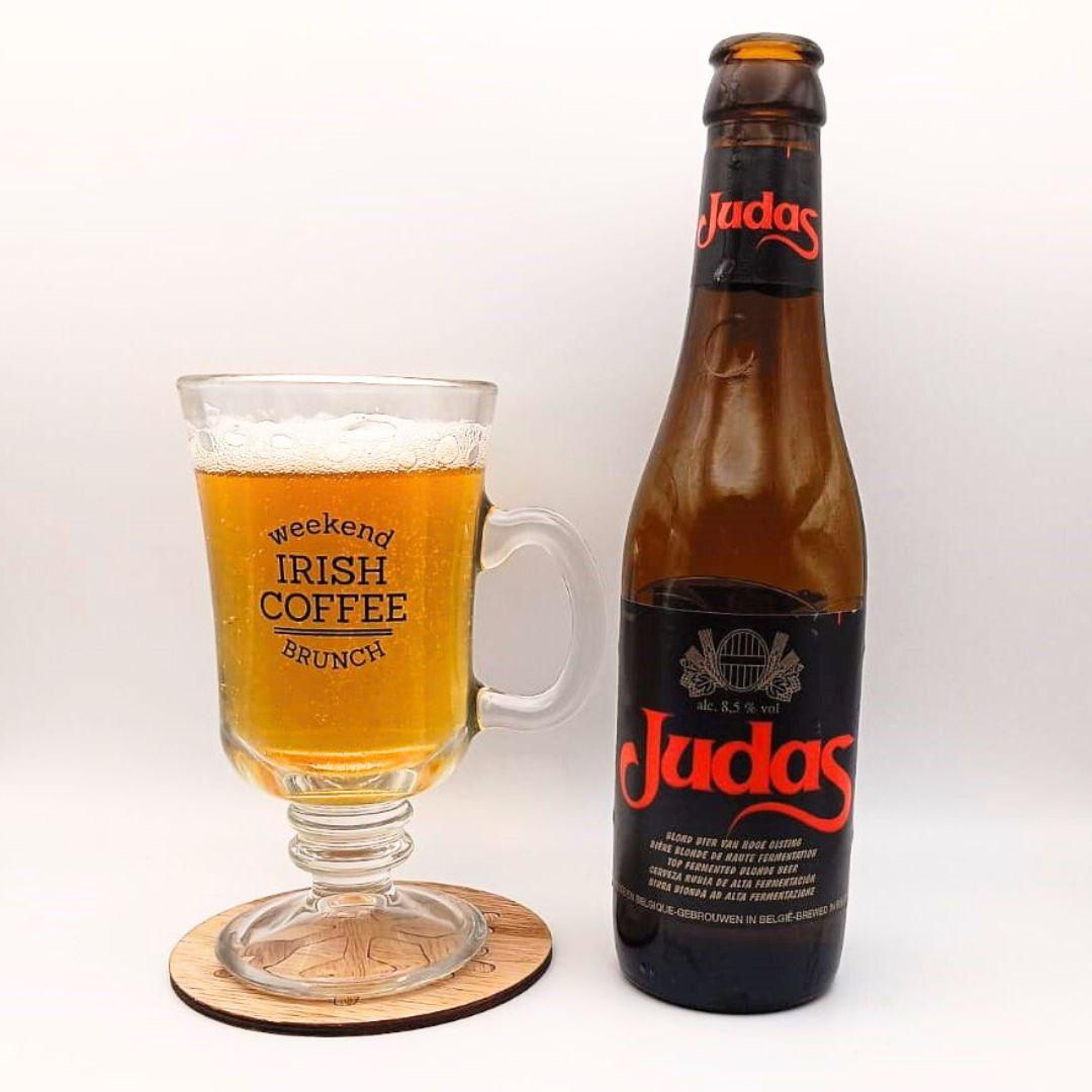 Imagen de la cerveza Judas que muestra el producto servido