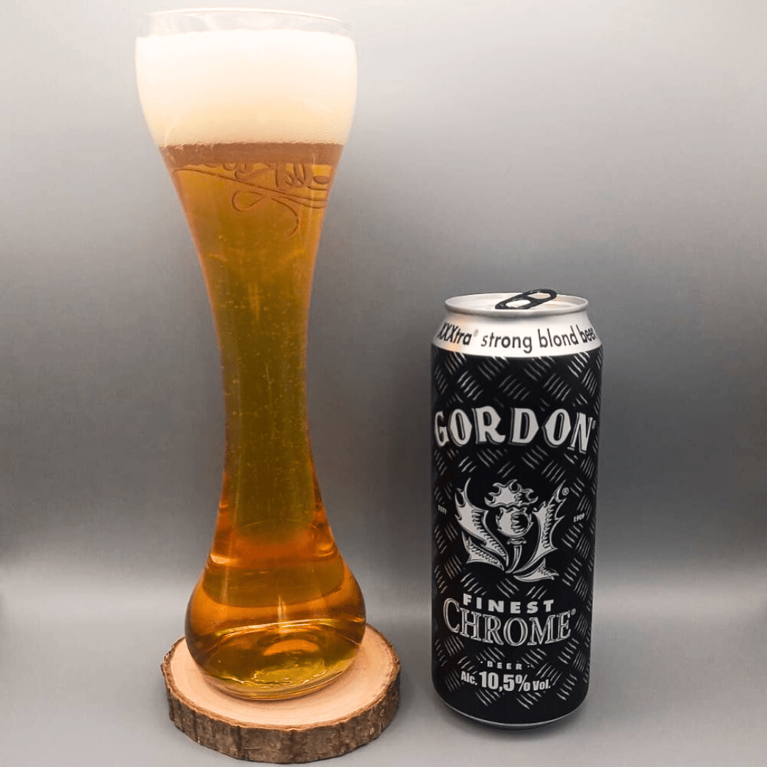 Imagen de la cerveza Gordon Finest Chrome que muestra el producto servido