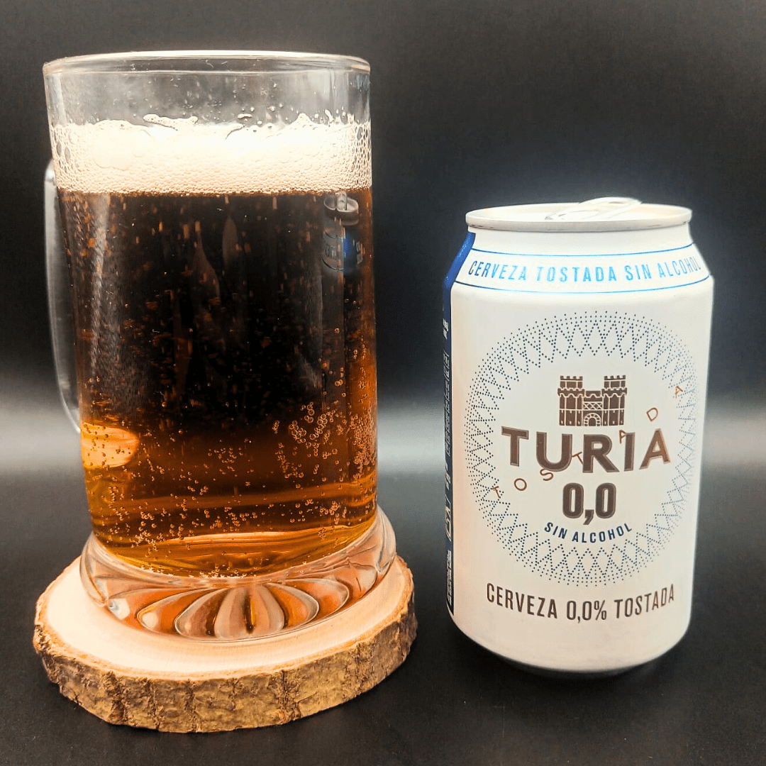 Imagen de la cerveza Turia 00 Tostada que muestra el producto servido