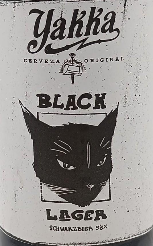 Imagen de la etiqueta Black Lager que muestra toda la información legal