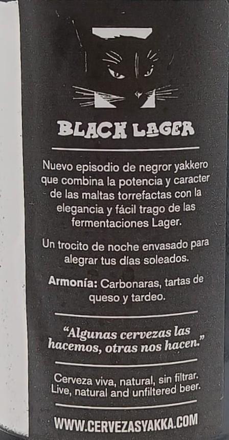 Imagen de la etiqueta Black Lager que muestra toda la información legal