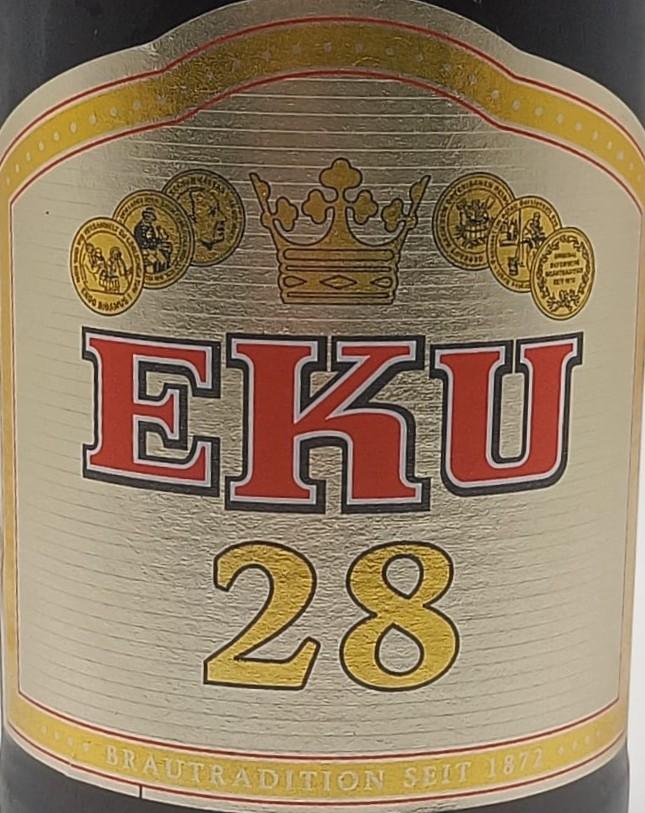 Imagen de la etiqueta Eku 28 que muestra toda la información legal