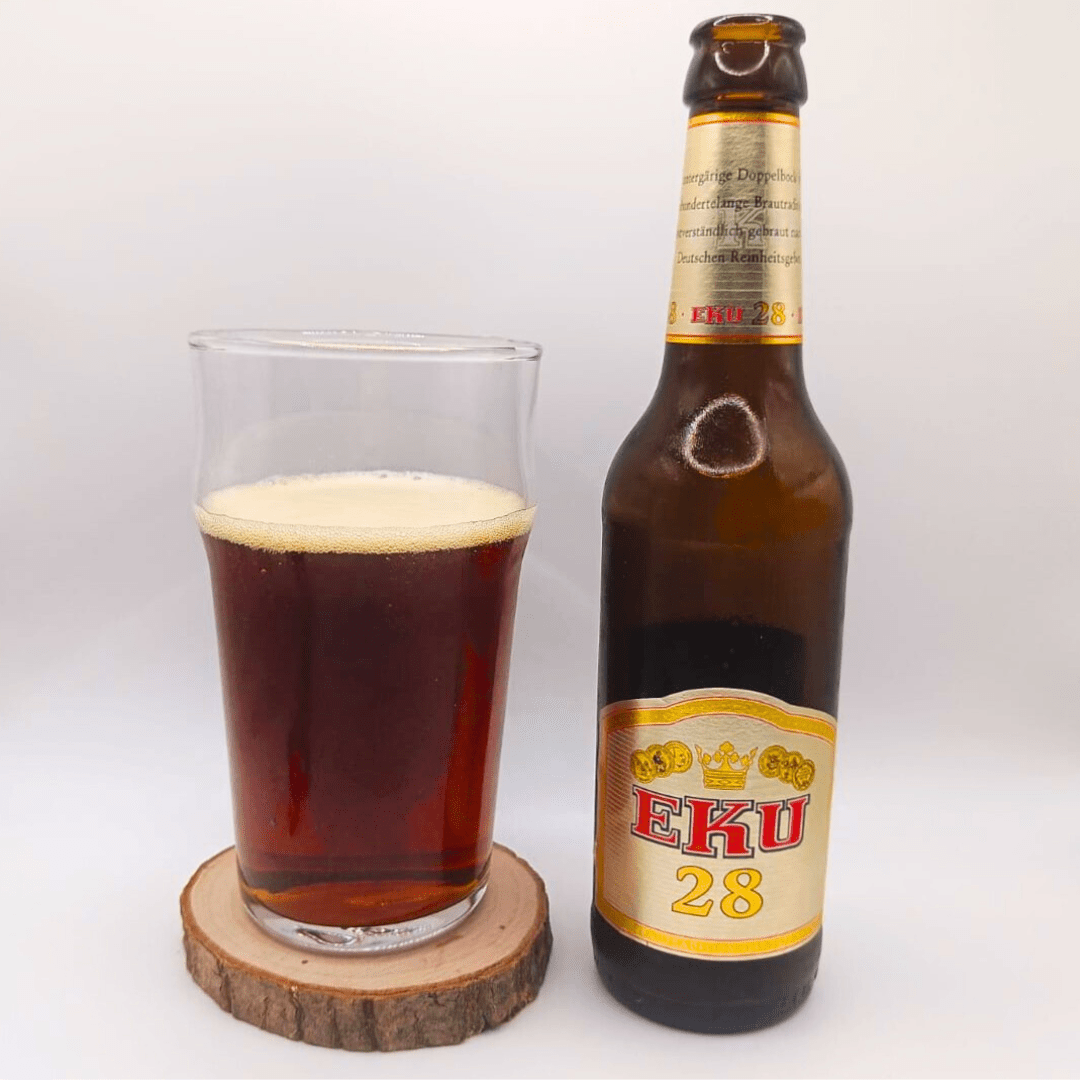 Imagen de la cerveza Eku 28 que muestra el producto servido